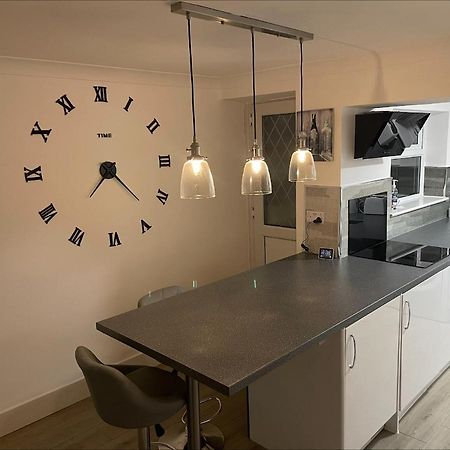 The Ironstone Miners Cottage Wilton  Екстер'єр фото